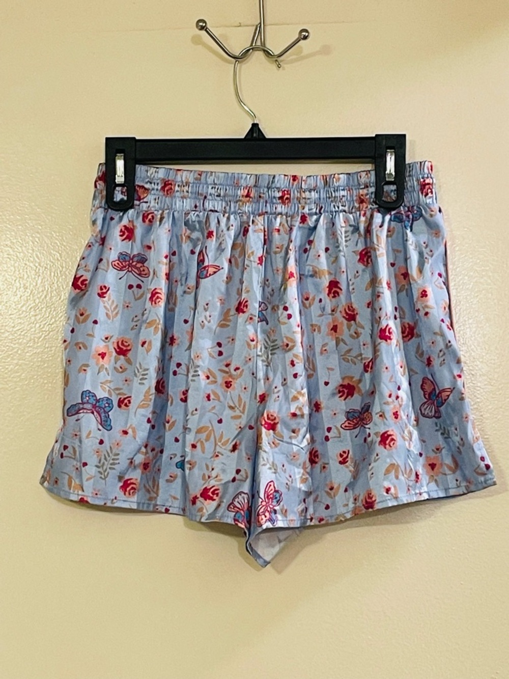 INTIMATELY by FREE PEOPLE NWOT Pillow Talk Satin Short Crop Pajamas Set in Blue - Picture 7 of 9